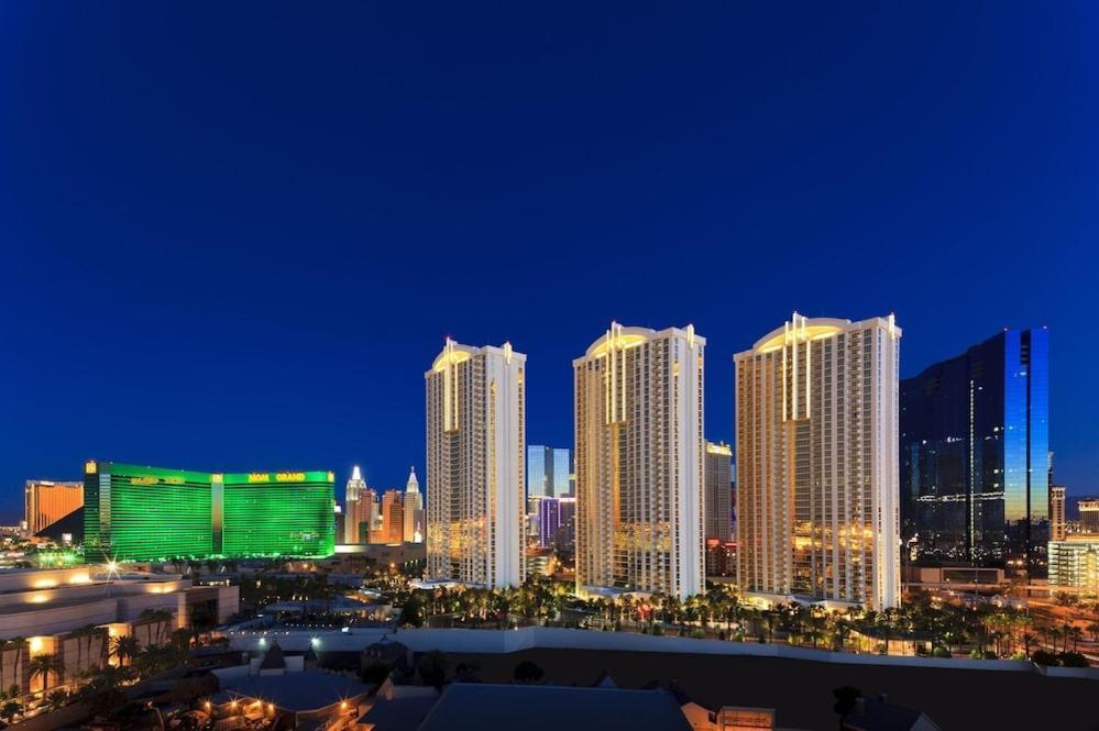 לאס וגאס The Signature At Mgm Grand By Suiteness מראה חיצוני תמונה
